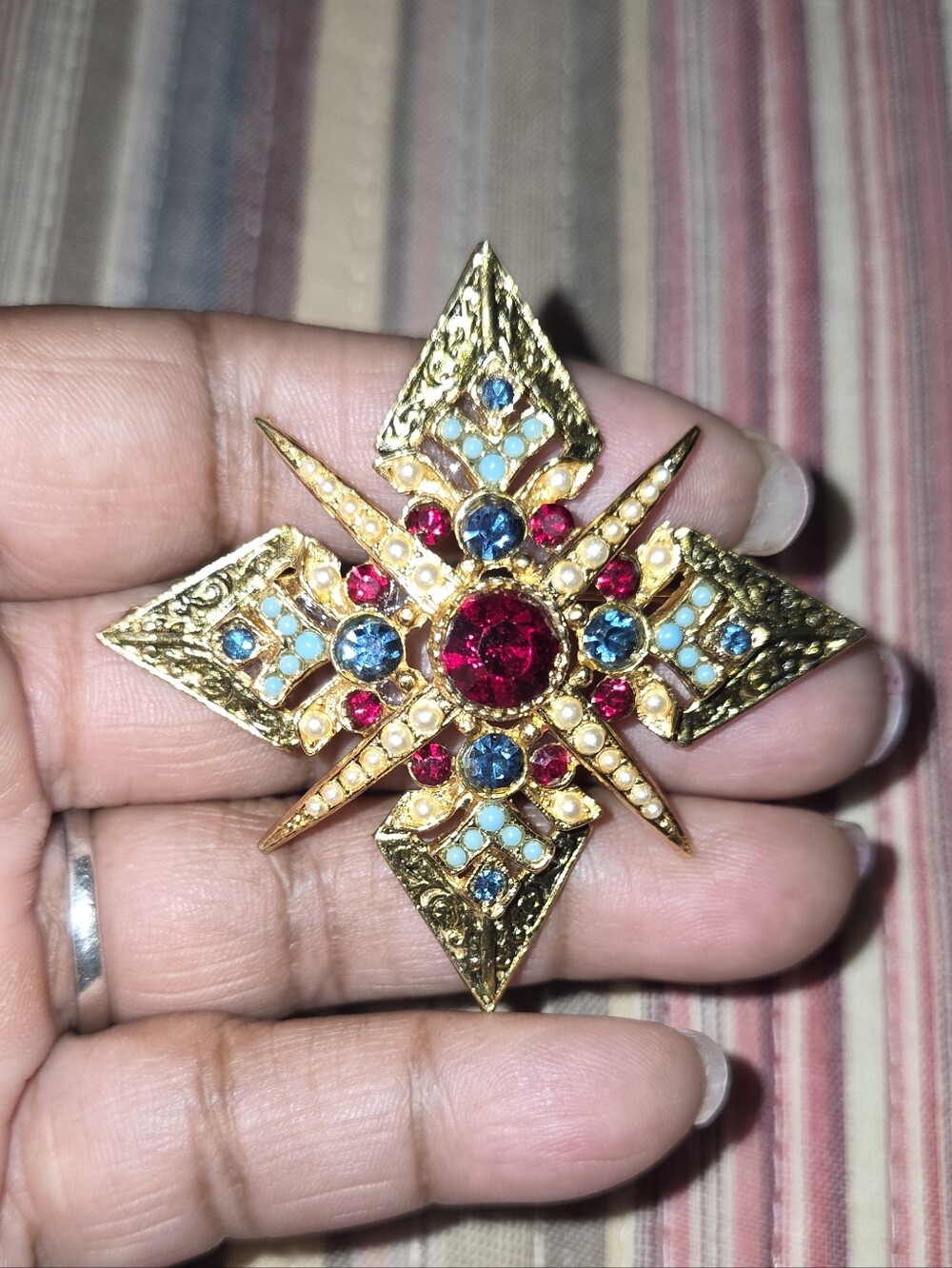 Vintage Signed ART Arthur Pepper Heraldic Star Pearl Ruby Rhinestones Necklace